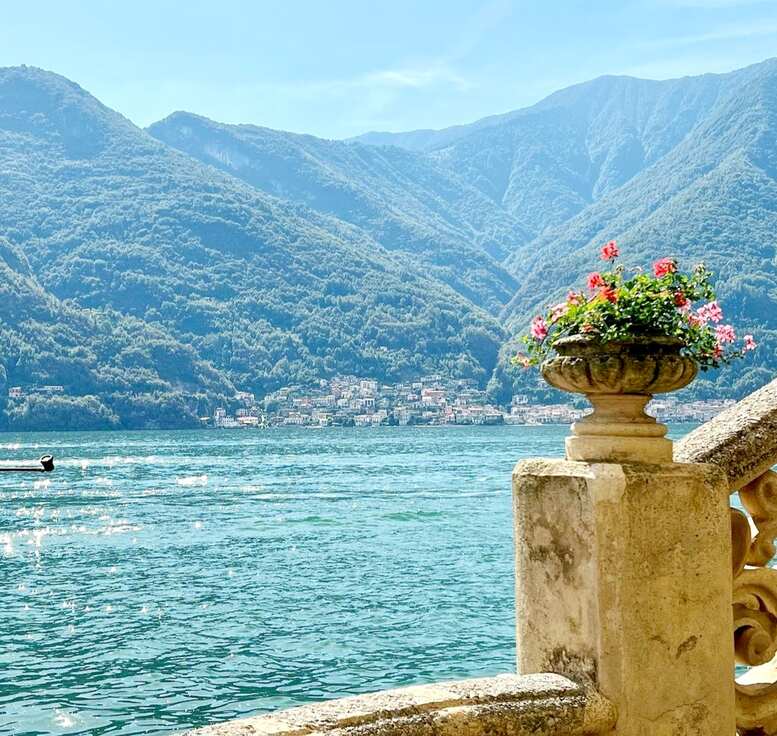 Paisaje del Lago de Como para una excursión de un día